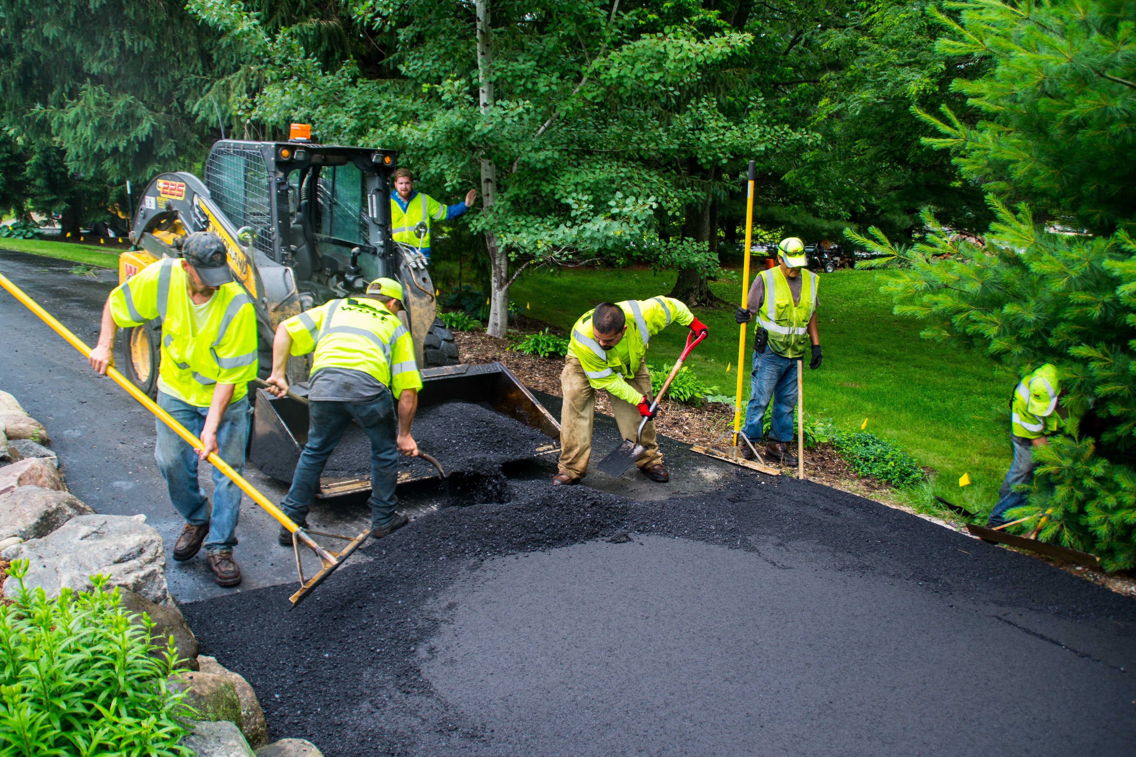 Asphalt and Paving Jobs Wolf Paving Careers Oconomowoc, WI & Sun